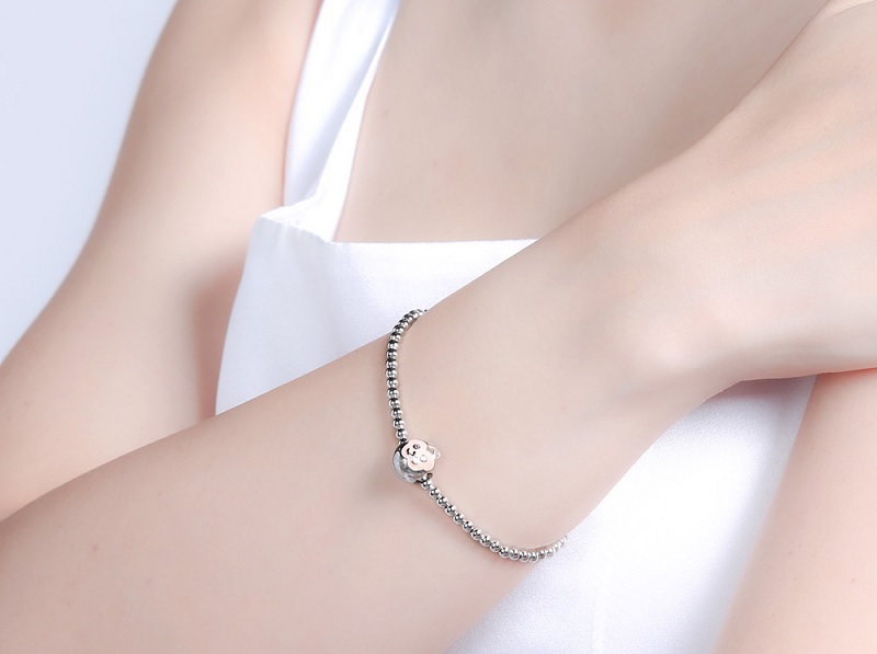 Màu hồng phù hợp với các nàng mệnh Hỏa